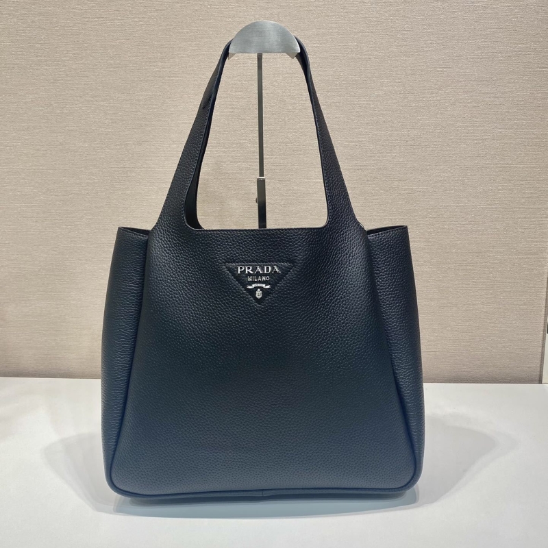 Pra*a bucket bags